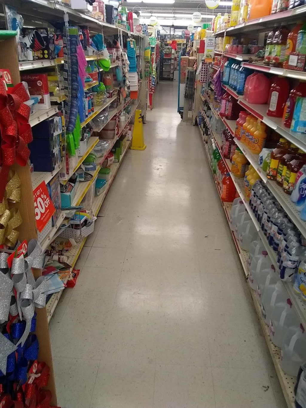 Family Dollar | 3215 Clarksville Hwy, Nashville, TN 37218, USA | Phone: (629) 224-0417