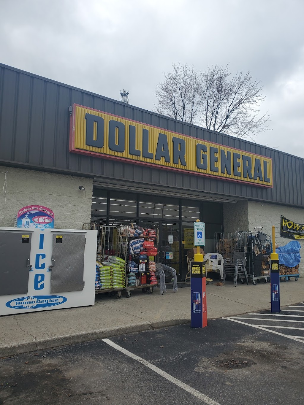 Dollar General | 700 S Apple St, Fayetteville, OH 45118, USA | Phone: (513) 214-0600