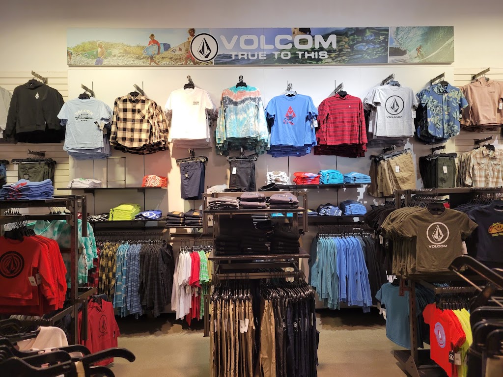 Volcom Outlet | 48400 Seminole Dr STE 510, Cabazon, CA 92230, USA | Phone: (951) 849-8309