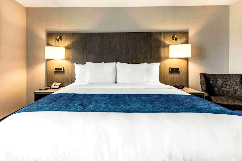 Comfort Inn Airport | 3005 Millbranch Rd, Memphis, TN 38116, USA | Phone: (901) 495-2629