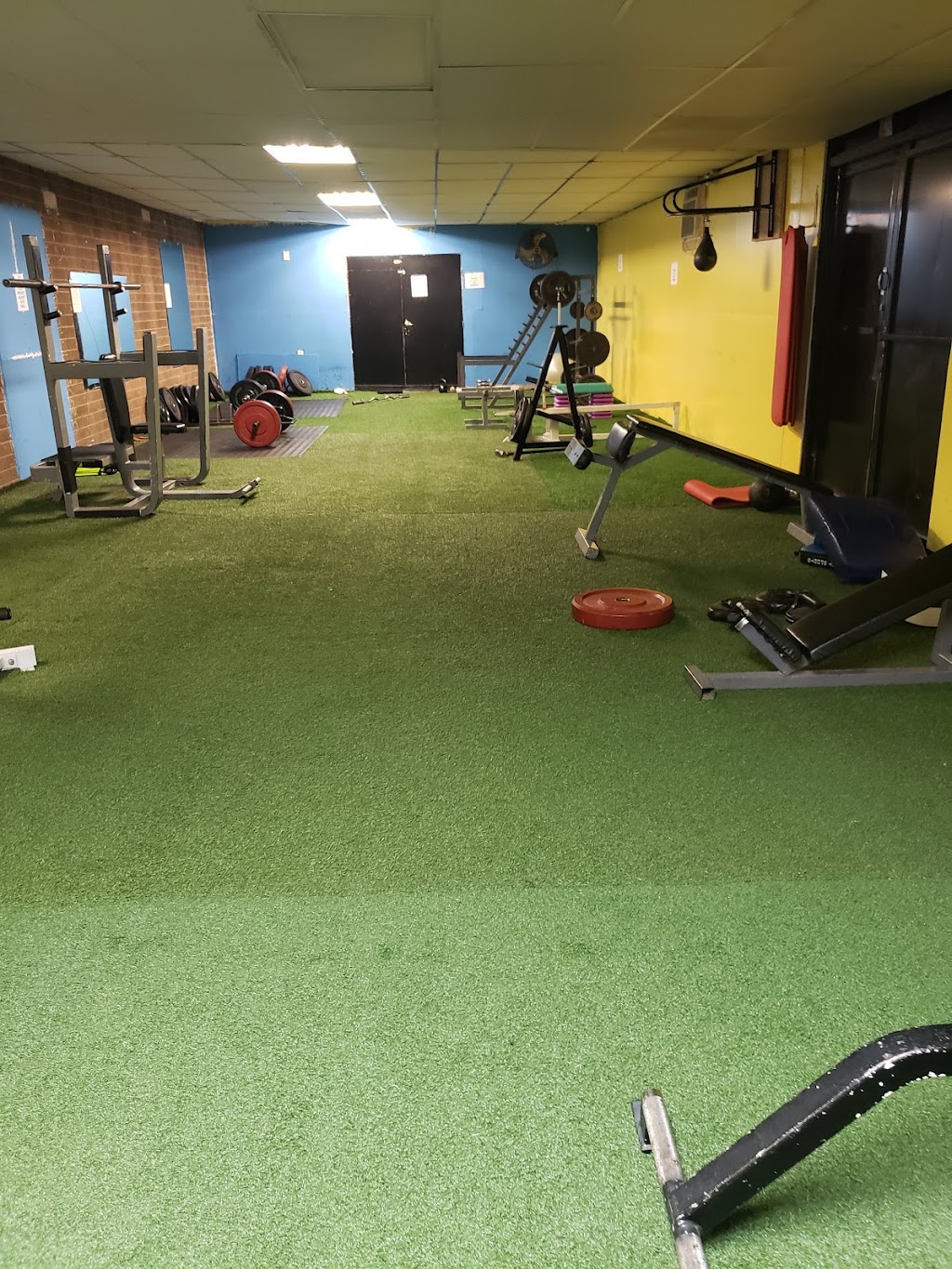 Ultimate Fitness | 1609 Westover St, Gastonia, NC 28056, USA | Phone: (704) 823-0031