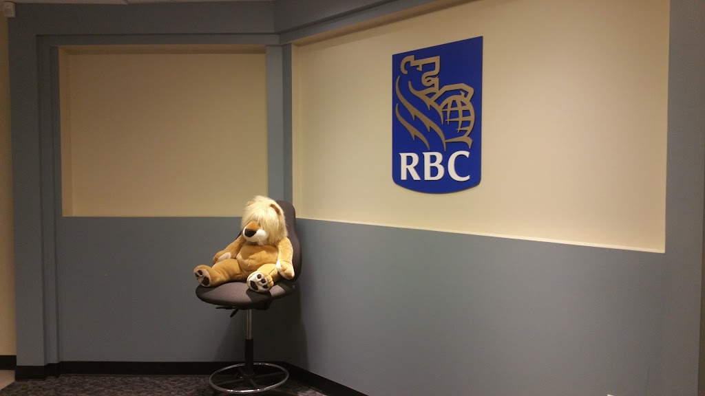 RBC Royal Bank | 3499 Portage Rd, Niagara Falls, ON L2J 2K5, Canada | Phone: (905) 354-5673