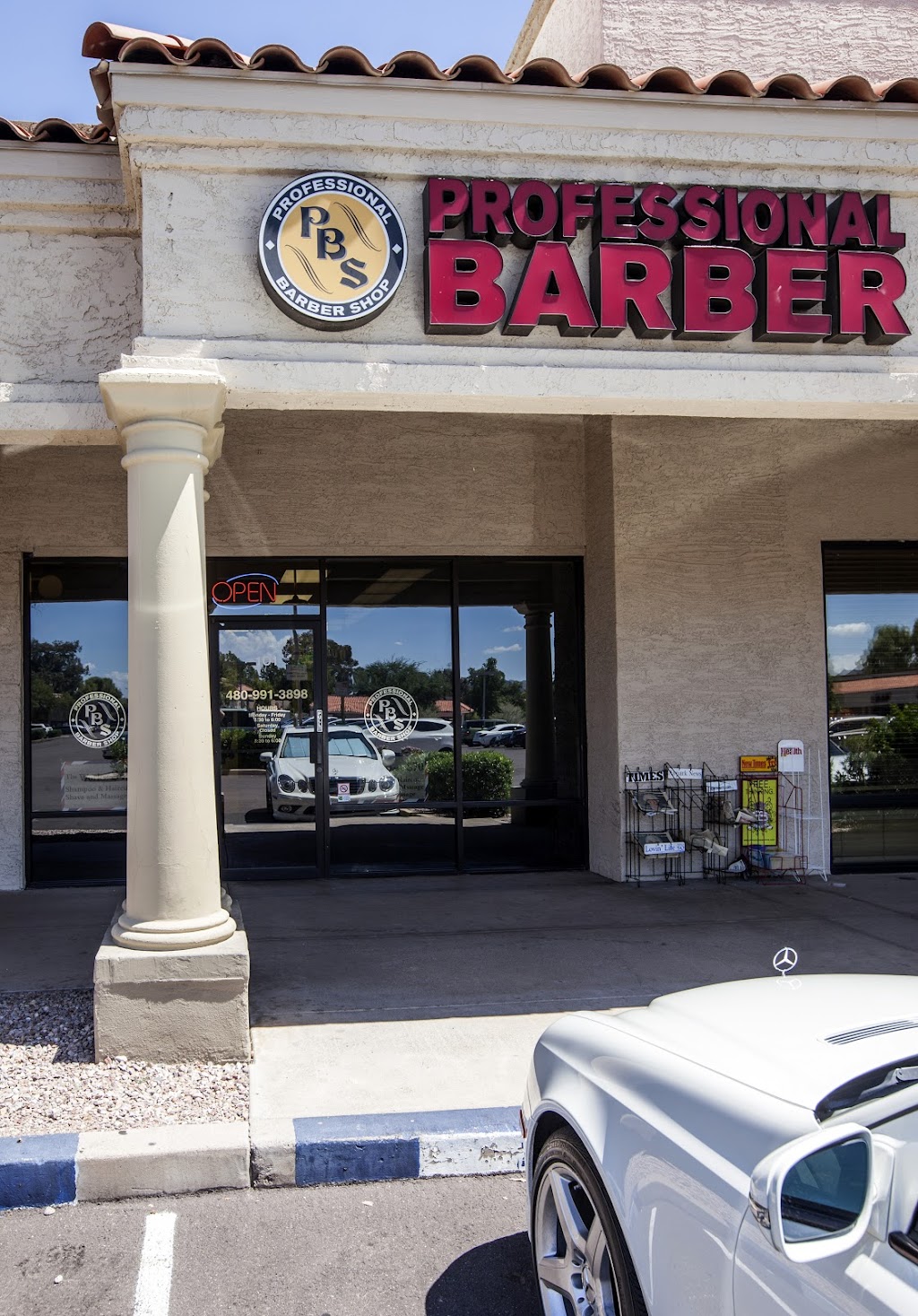 Professional Barbers | 9699 N Hayden Rd #101, Scottsdale, AZ 85258, USA | Phone: (480) 991-3898