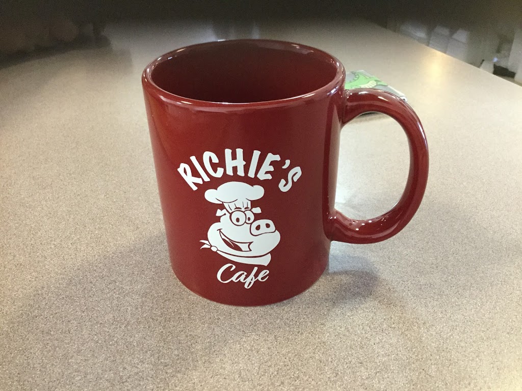 Richies Cafe | 9700 W Ajo Hwy, Tucson, AZ 85735, USA | Phone: (520) 444-7467