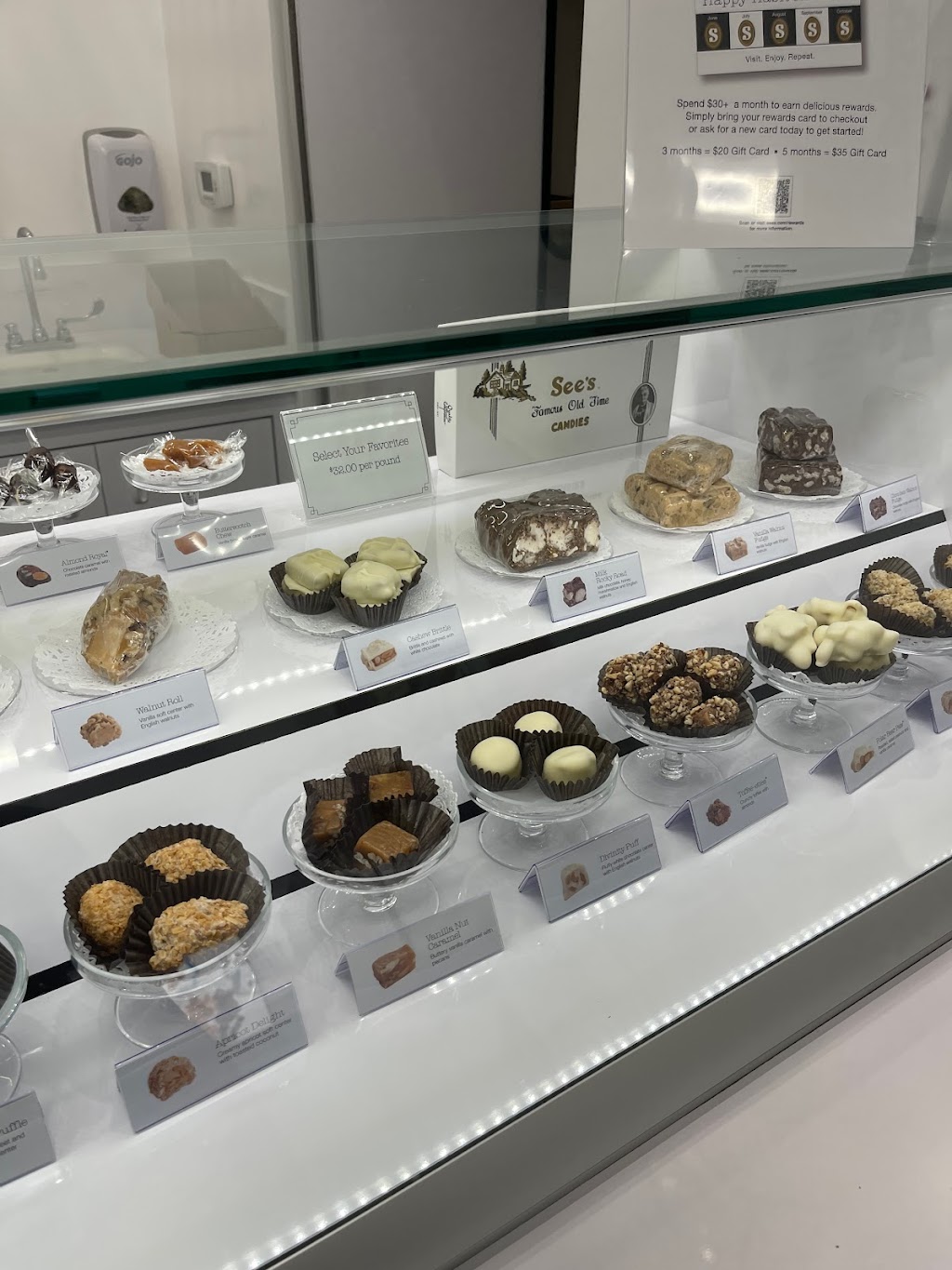 Sees Candies | 8240 Delta Shores Cir S, Sacramento, CA 95832, USA | Phone: (916) 665-2574