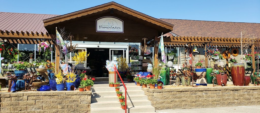 Brendas Blumenladen | 17 6th Ave, New Glarus, WI 53574, USA | Phone: (608) 527-2230