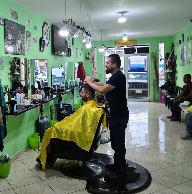 KAISER BARBERS | Av Anzures 609, 88290 Nuevo Laredo, Tamps., Mexico | Phone: 867 227 6039