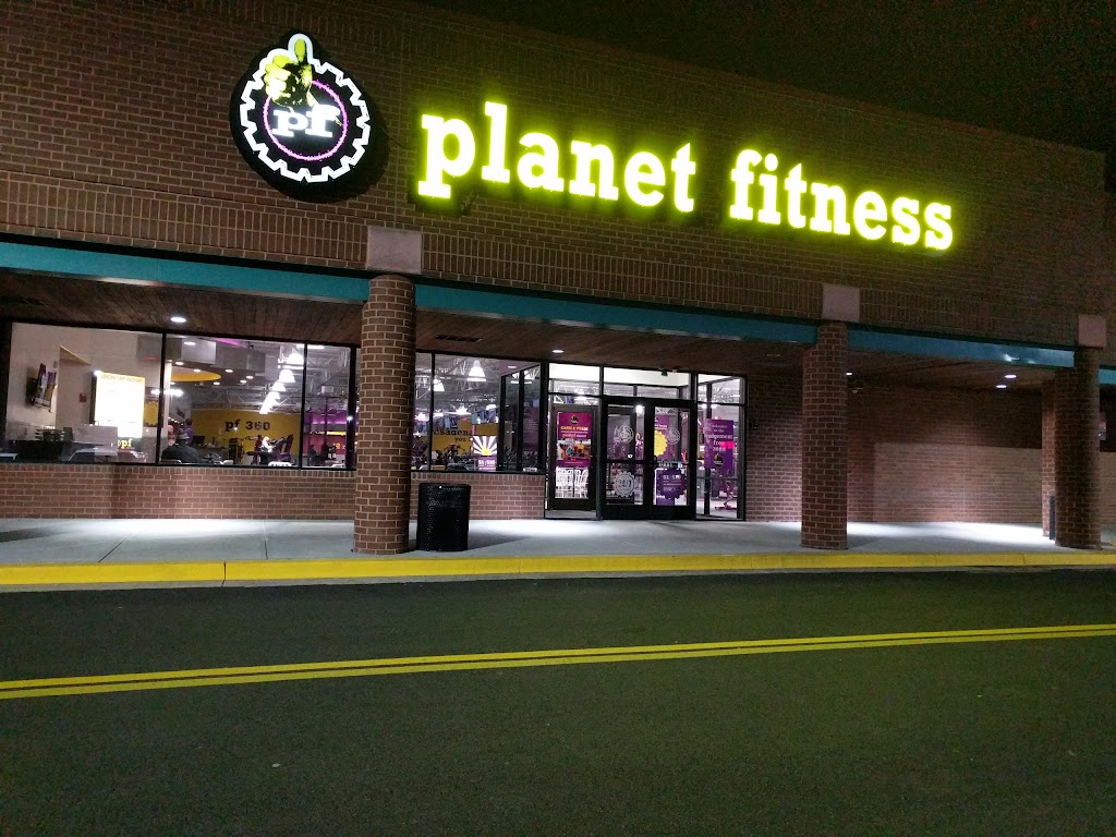 Planet Fitness | 8145 Ritchie Hwy, Pasadena, MD 21122, USA | Phone: (410) 553-4945