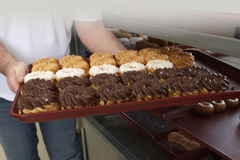 Rise & Shine Donuts | 1951 E Military Ave, Fremont, NE 68025, USA | Phone: (402) 727-1201