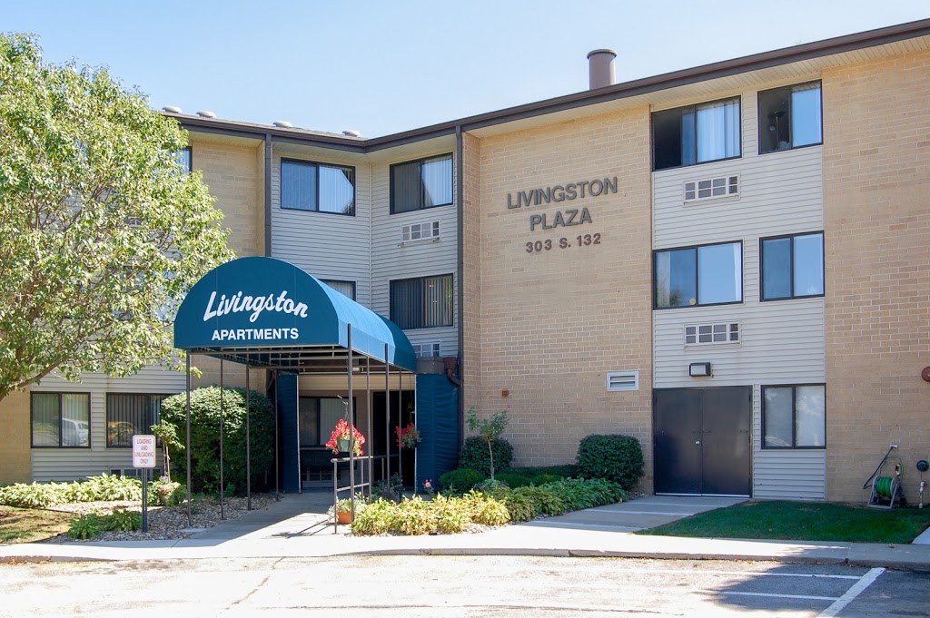 Livingston Plaza Apartments | 303 S 132nd St, Omaha, NE 68154, USA | Phone: (402) 330-3995