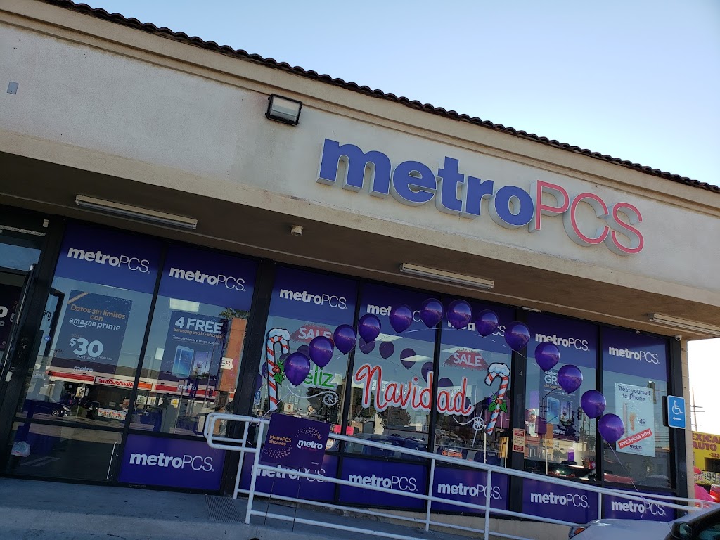 Metro by T-Mobile | 5209 E Olympic Blvd, Los Angeles, CA 90022, USA | Phone: (323) 943-9190