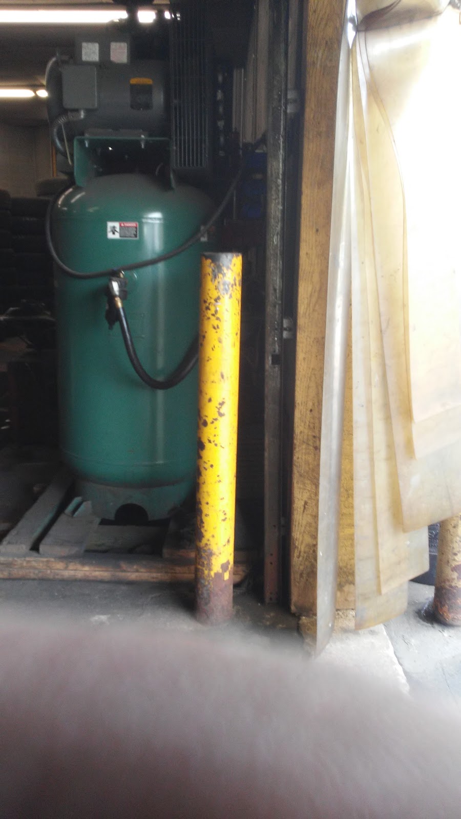 Tire X Change | 868 W Exchange St, Akron, OH 44302, USA | Phone: (330) 867-8473