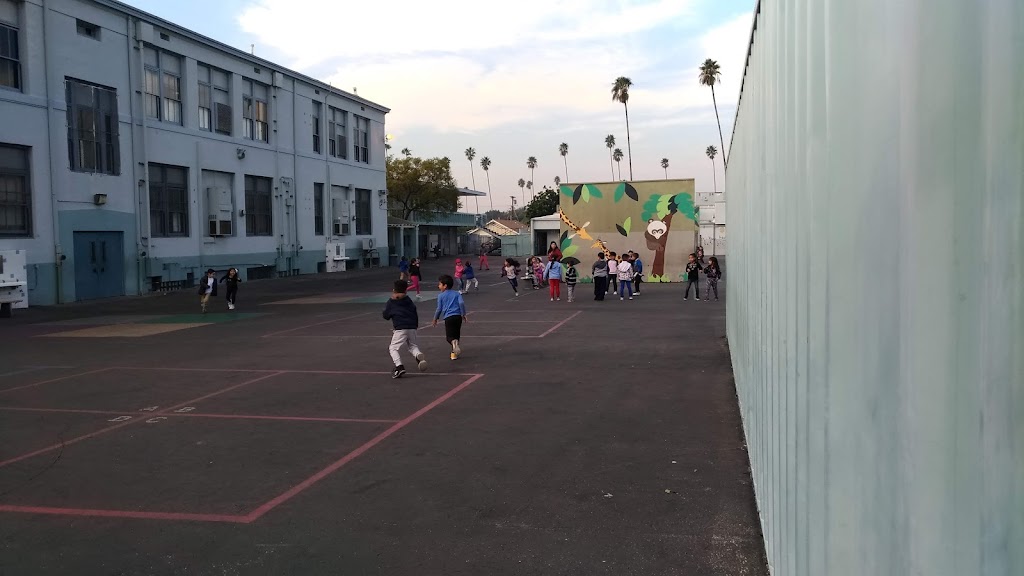 Sixth Avenue Elementary School | 3109 6th Ave, Los Angeles, CA 90018 | Phone: (323) 733-9107