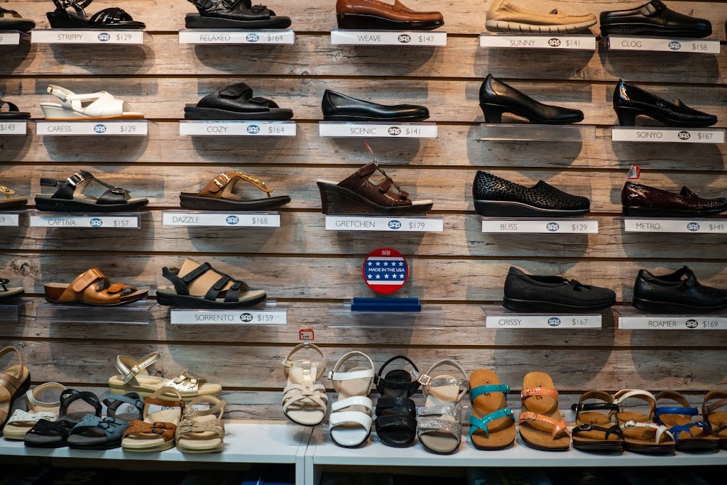 Comfort Shoes | 23360 Valencia Blvd Suite G, Valencia, CA 91355, USA | Phone: (661) 255-2033