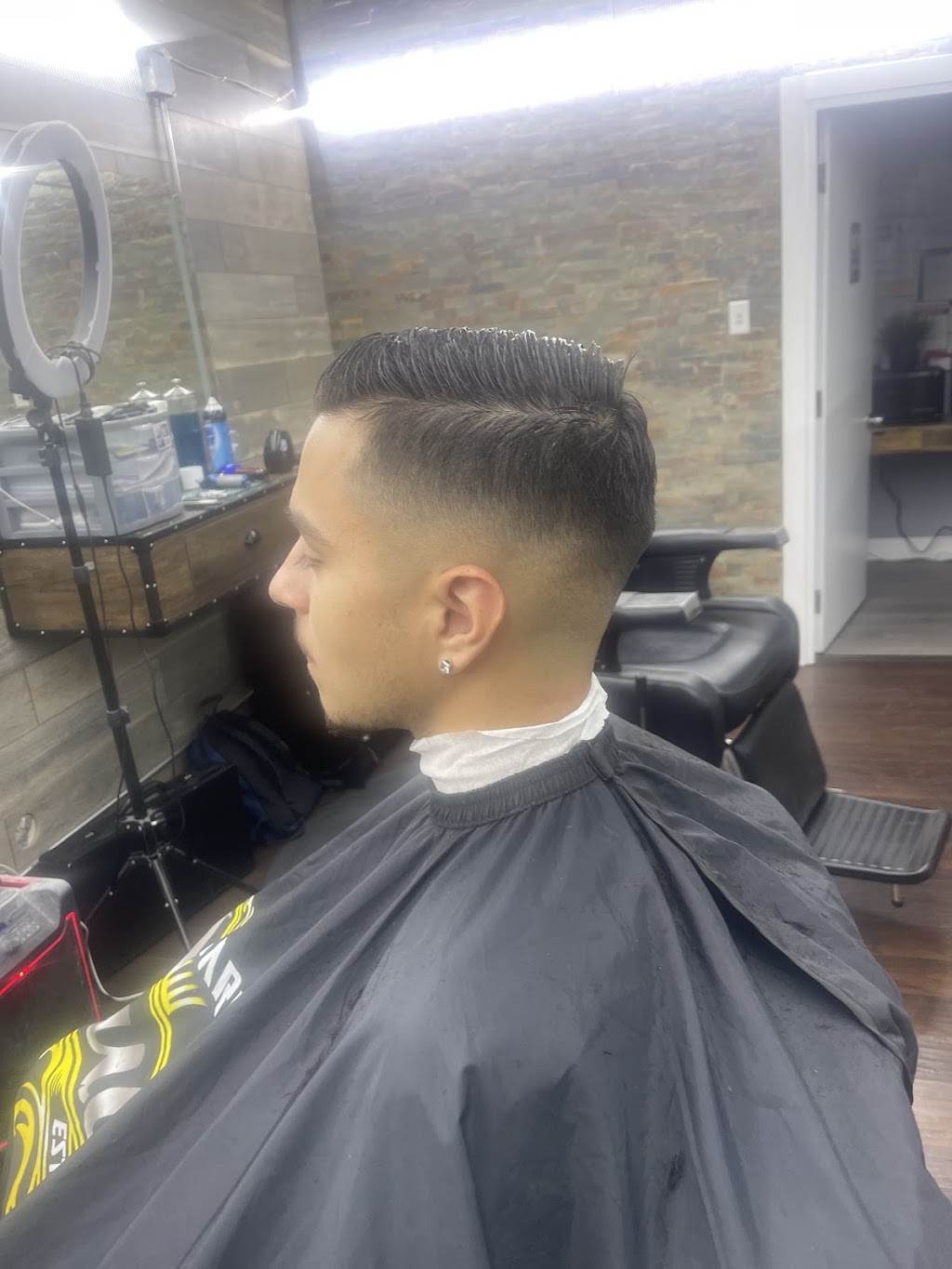Double Up Barbershop | 11934 Foothill Blvd, Kagel Canyon, CA 91342, USA | Phone: (747) 274-1097