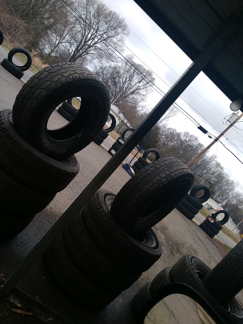 Lambs Tires | 1107 Gaston Ave, Gastonia, NC 28052, USA | Phone: (704) 853-1311