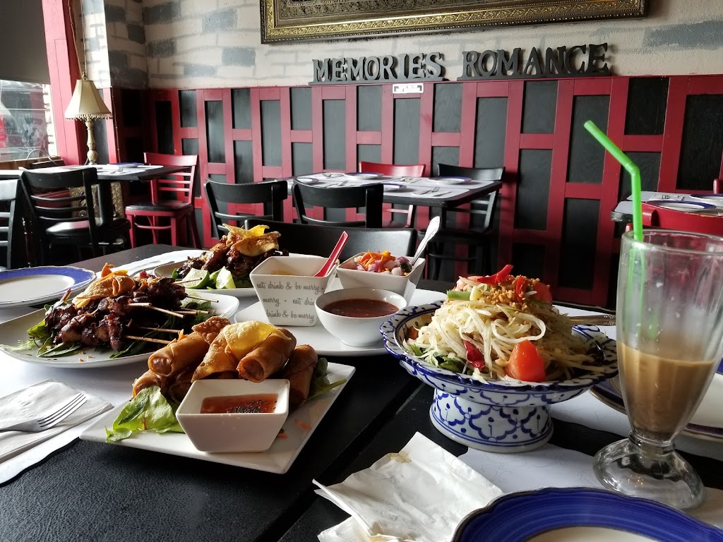 Thai House Restaurant | 1742 El Camino Real, Redwood City, CA 94063 | Phone: (650) 299-9495