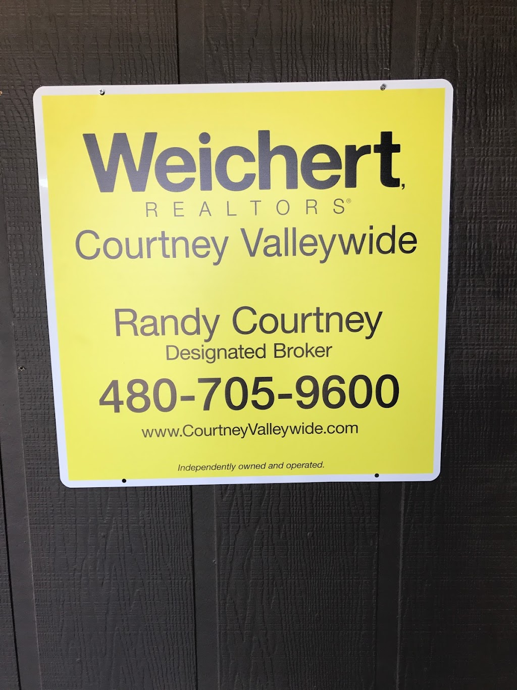 Weichert, REALTORS® - Courtney Valleywide | 2600 S Rural Rd suite A, Tempe, AZ 85282, USA | Phone: (480) 571-5113