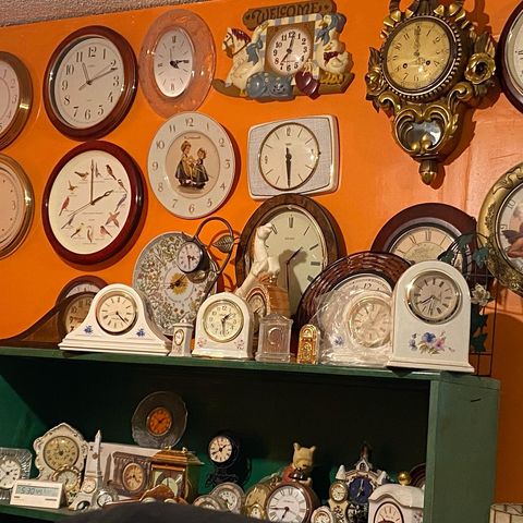 Needful Things Antiques & Thrift Store | 12427 Penn St, Whittier, CA 90602, USA | Phone: (562) 273-5694