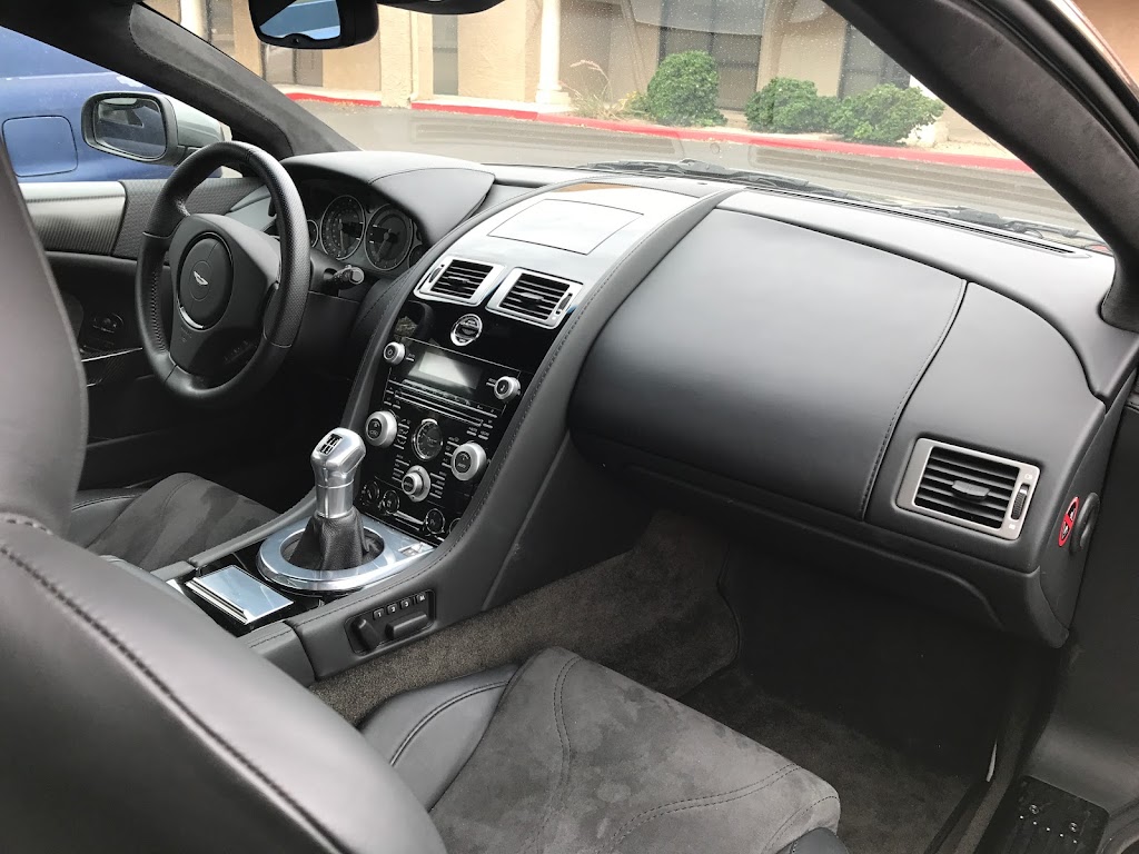 Scottsdale Auto Upholstery | 7820 E Gelding Dr #400, Scottsdale, AZ 85260, USA | Phone: (480) 935-3401