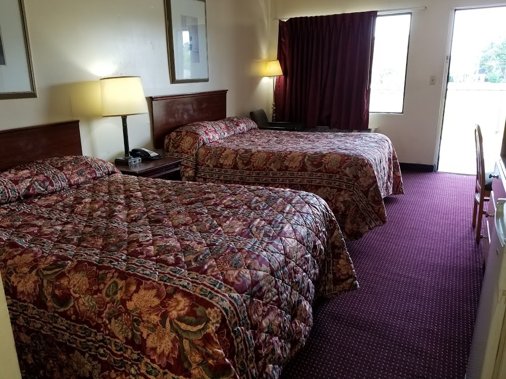 American Inn Chesapeake - Portsmouth | 4433 S Military Hwy, Chesapeake, VA 23321, USA | Phone: (757) 488-7900