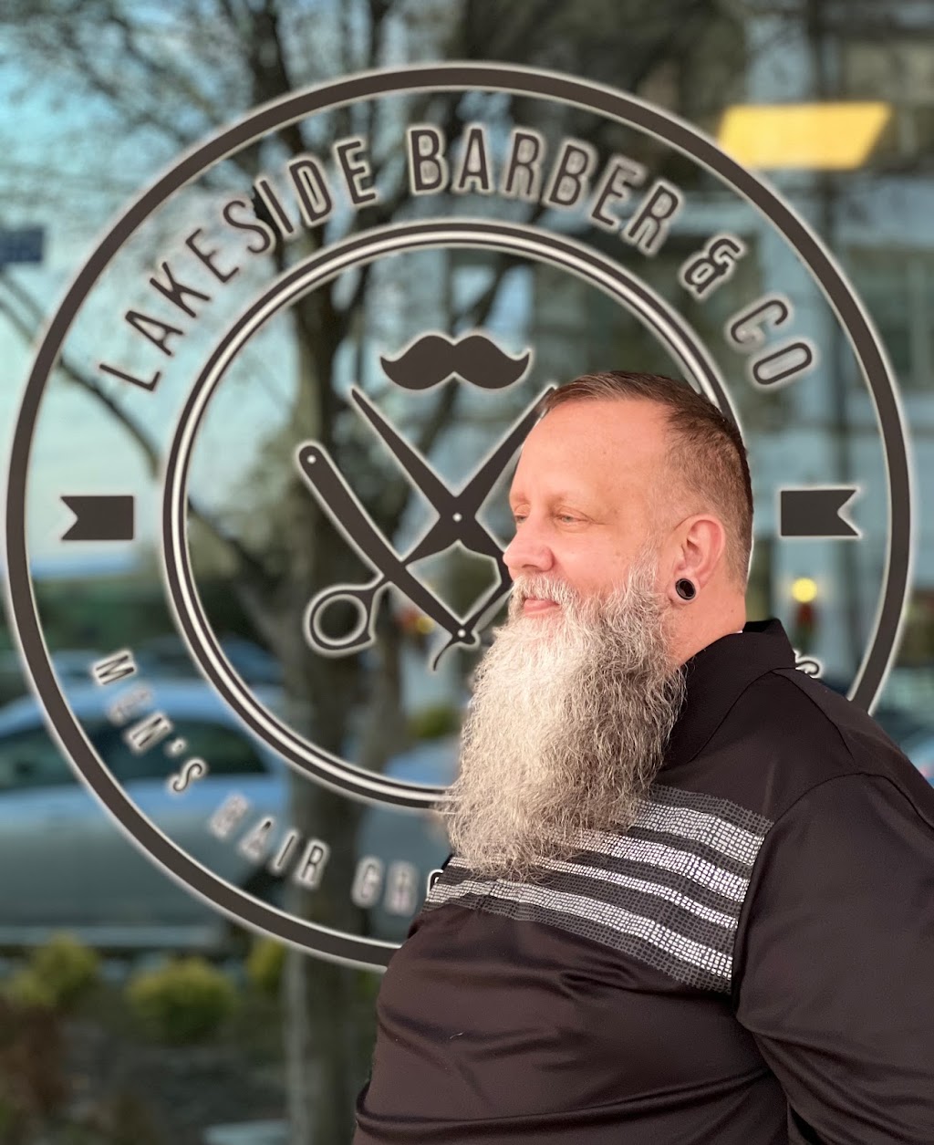 Lakeside Barber & Co. | 2450 Lakeside Pkwy #180, Flower Mound, TX 75022, USA | Phone: (469) 464-3599