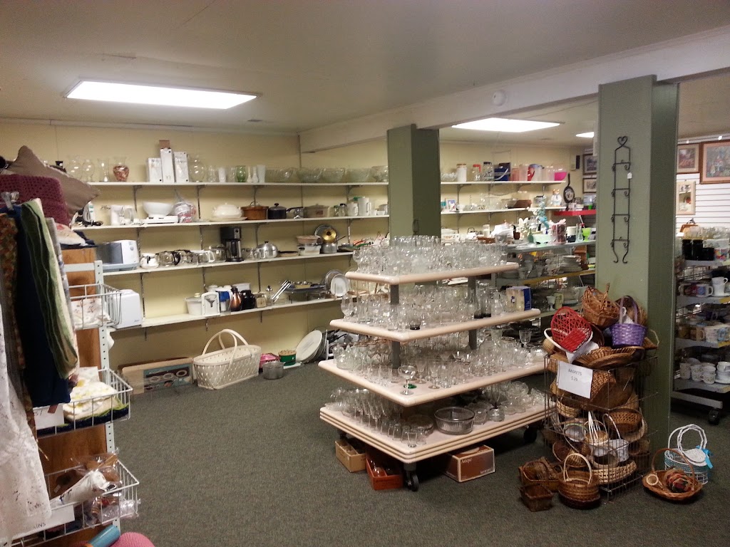 Hearts United Association - Thrift Store | 110 N Jackson St, Litchfield, IL 62056, USA | Phone: (217) 324-2876