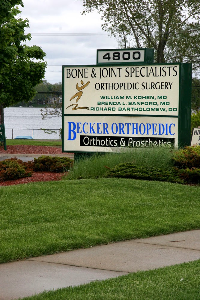 Bone and Joint Specialists | 4800 Highland Rd Ste 2, Waterford Twp, MI 48328, USA | Phone: (248) 673-0500