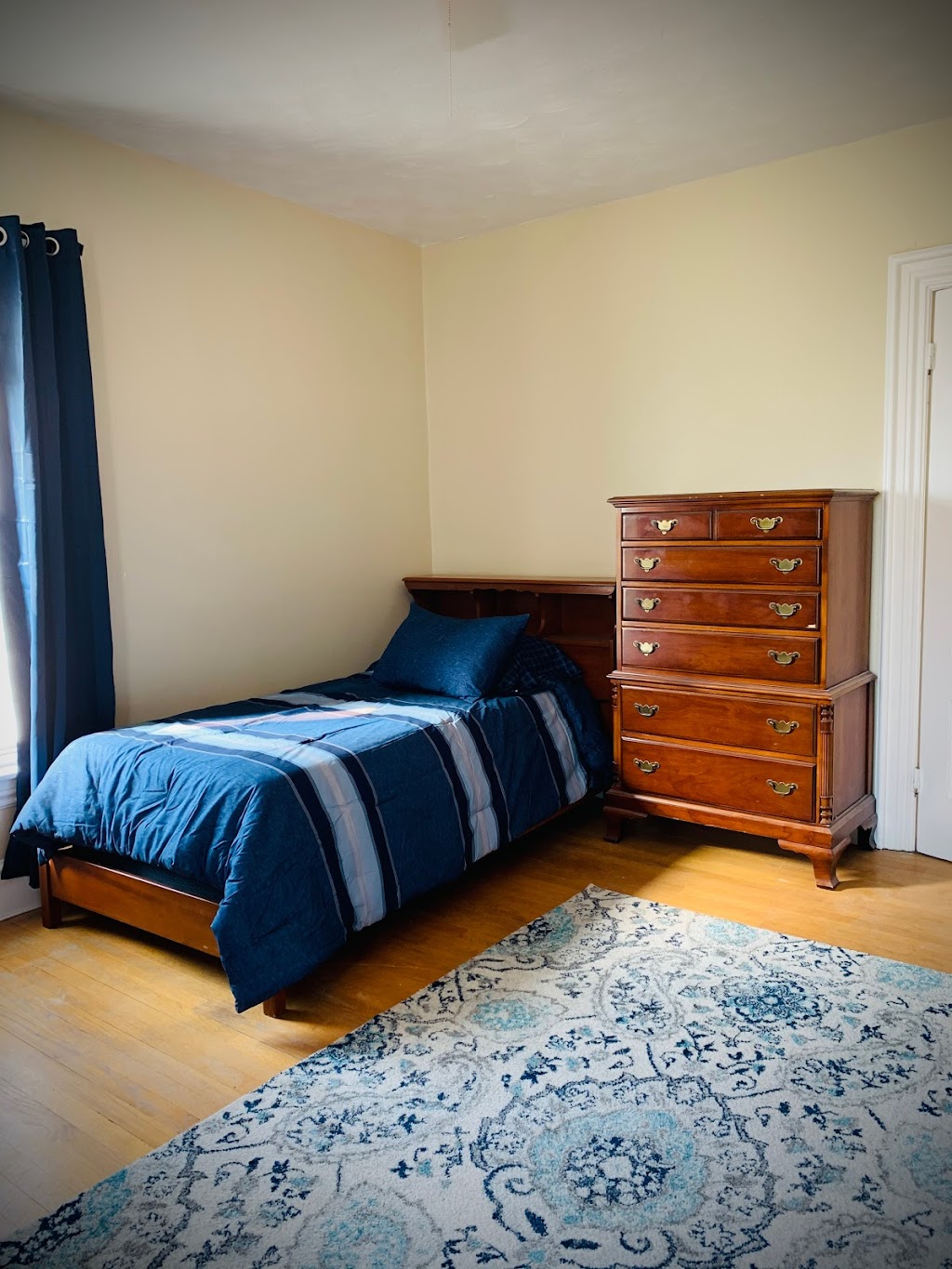 Hope Street Sober Living | 90 Hope St Ext, Attleboro, MA 02703, USA | Phone: (508) 455-0153