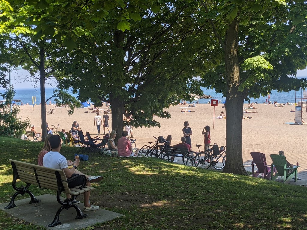 Balmy Beach Park | 1 Beech Ave, Toronto, ON M4E 3H3, Canada | Phone: (416) 338-4386