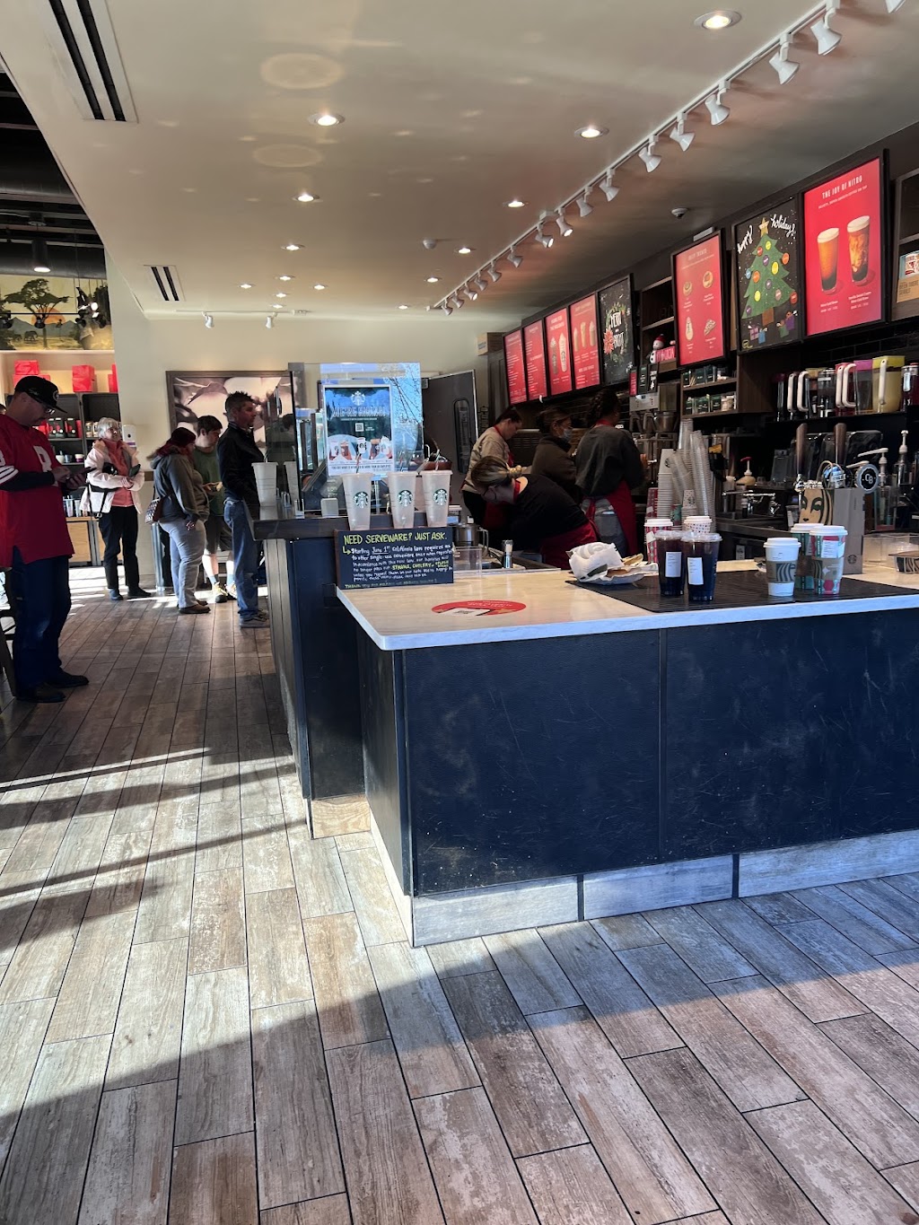 Starbucks | 502 Center Ave, Martinez, CA 94553, USA | Phone: (925) 370-1610