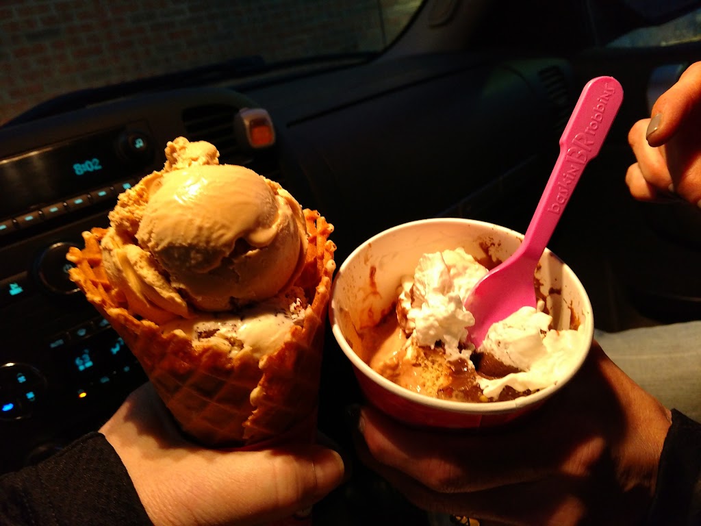 Baskin-Robbins | 17138 Farmington Rd, Livonia, MI 48152, USA | Phone: (734) 425-4860