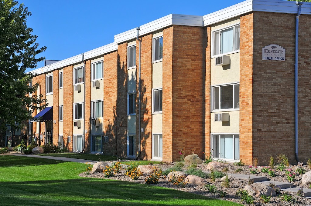 Stonegate Apartments | 10760 6th St NE, Blaine, MN 55434, USA | Phone: (763) 757-4680