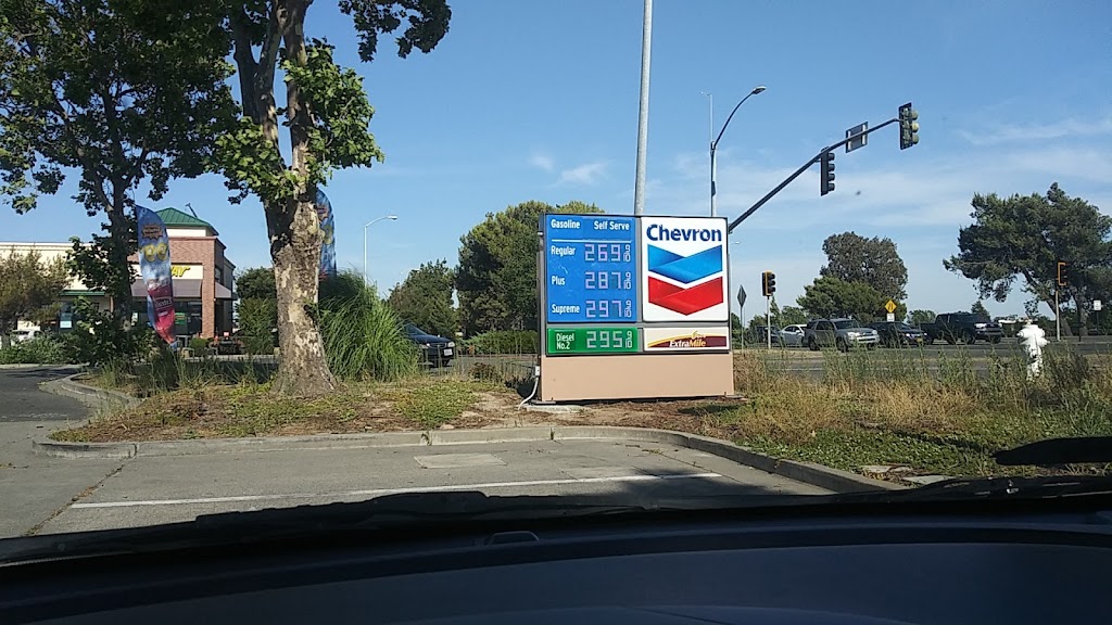 Chevron | 682 Parker Rd, Fairfield, CA 94533, USA | Phone: (707) 673-2552