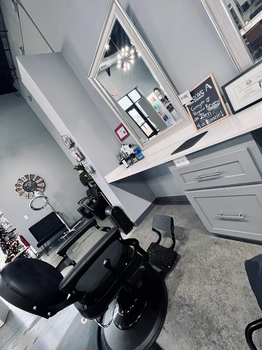 2Ten Salon & Studios | 229 Shops Blvd #101, Willow Park, TX 76087, USA | Phone: (817) 527-8139