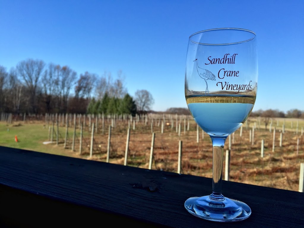 Sandhill Crane Vineyards | 4724 Walz Rd, Jackson, MI 49201, USA | Phone: (517) 764-0679