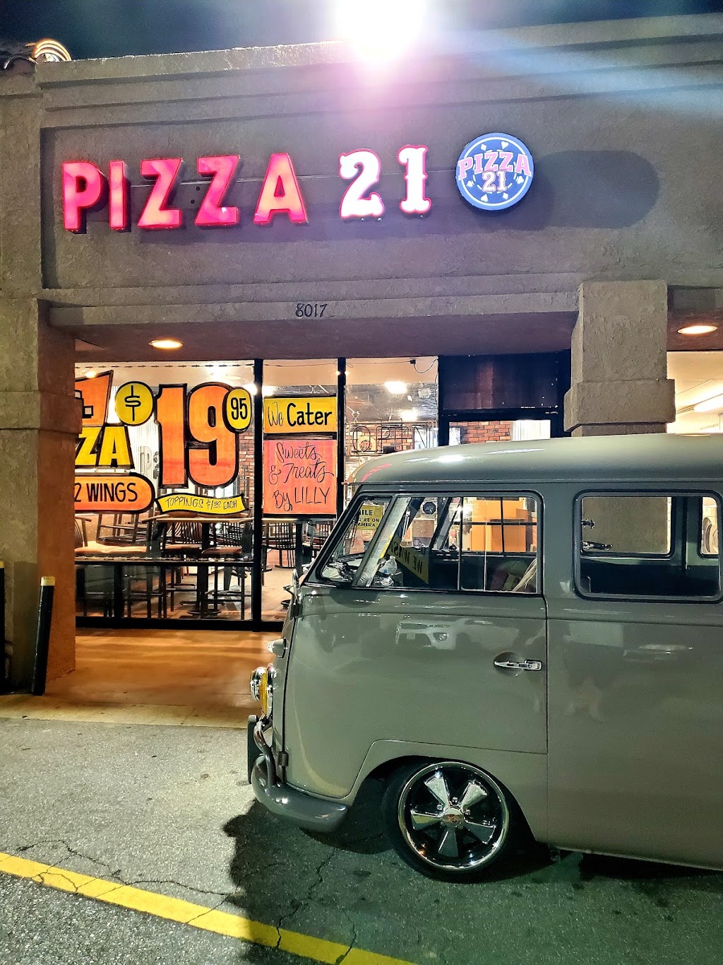 Pizza 21 | 8017 Norwalk Blvd, Whittier, CA 90606, USA | Phone: (562) 801-3689