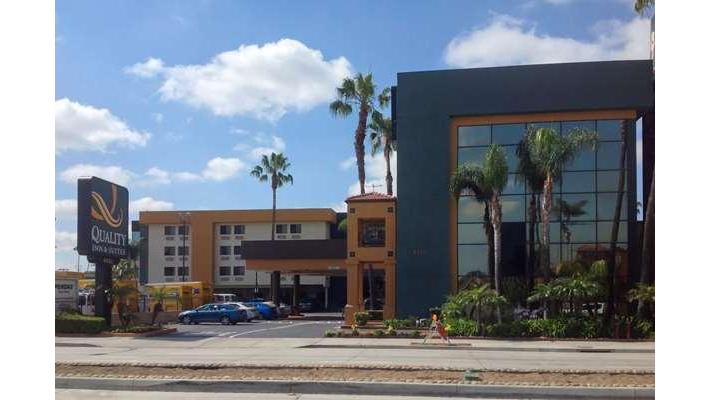 Quality Inn & Suites Los Angeles Airport - LAX | 4922 W Century Blvd, Inglewood, CA 90304, USA | Phone: (310) 671-7213