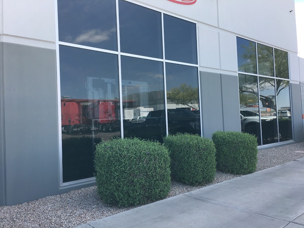 AGD Auto Glass & Tint Co. | 7836 W Lower Buckeye Rd, Phoenix, AZ 85043, USA | Phone: (623) 432-9922