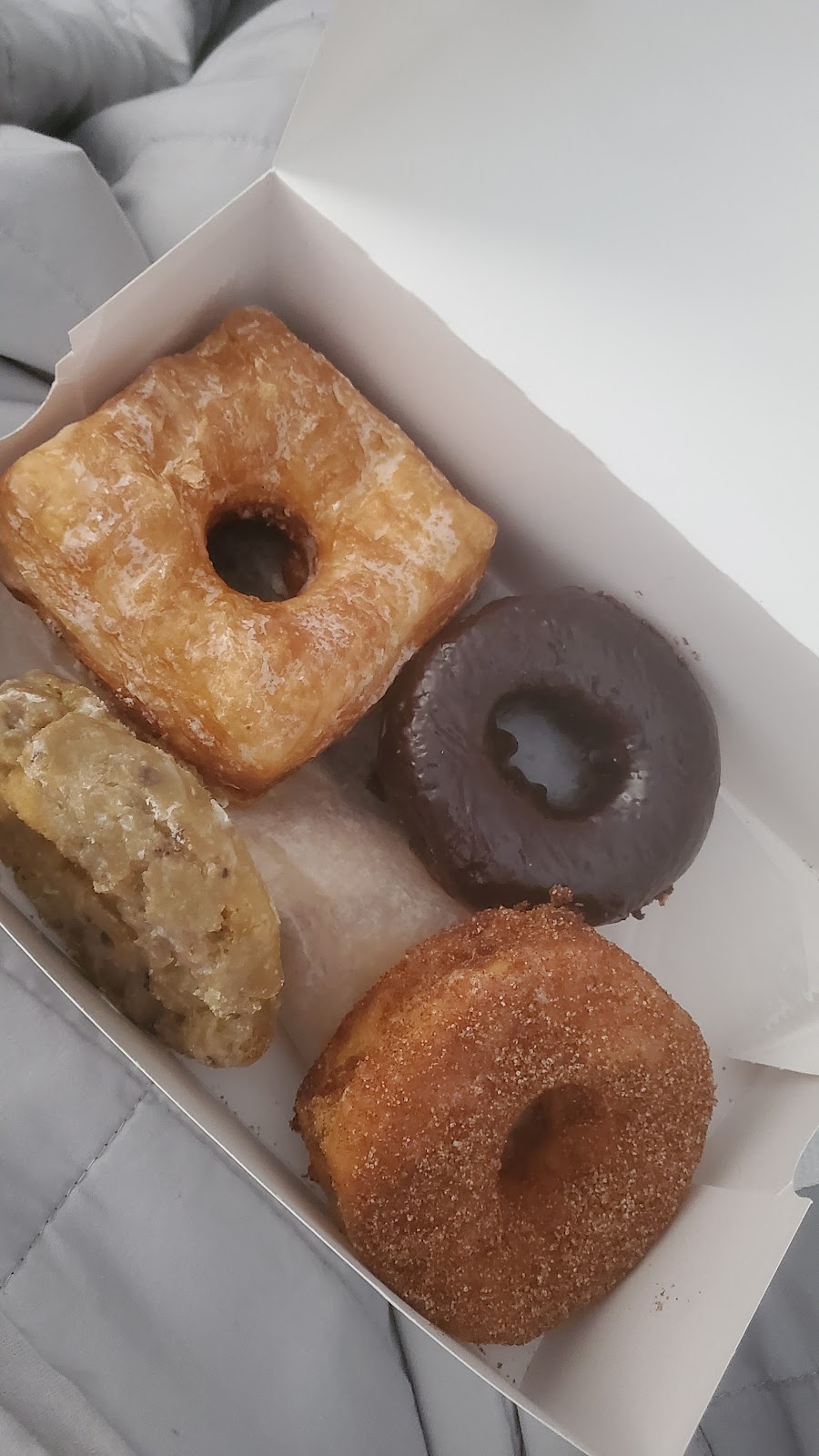 The Donut House | 3124 S Parker Rd, Aurora, CO 80014, USA | Phone: (303) 337-2771