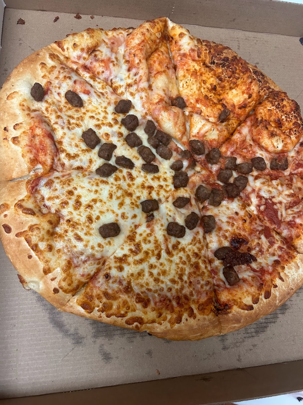 Little Caesars Pizza | 6103 Wesley St Suite I, Greenville, TX 75402, USA | Phone: (903) 454-3434