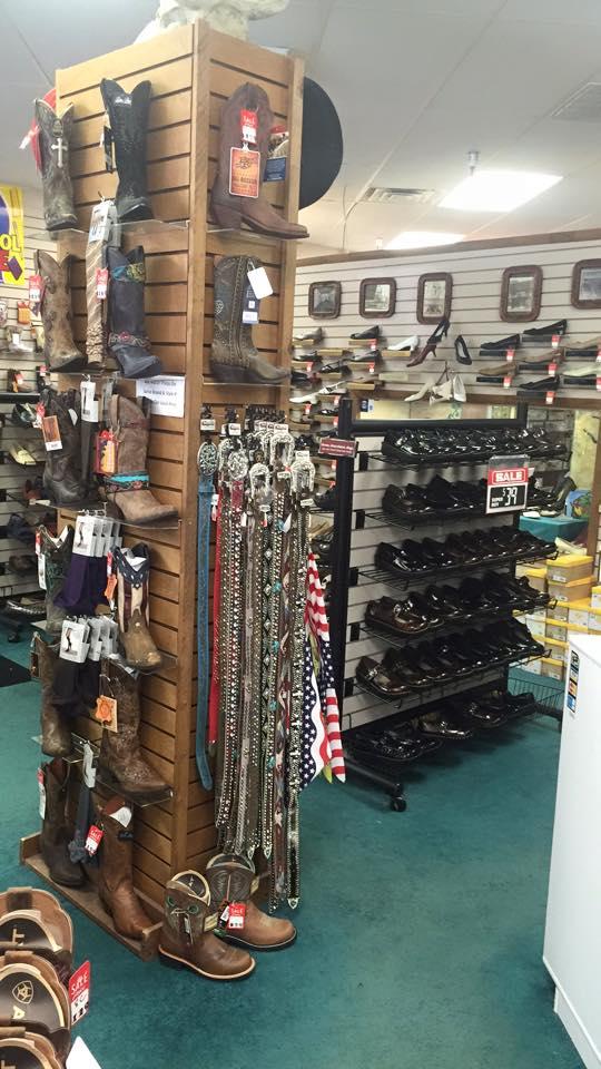 Roses Shoes And Boots | 1715 2nd Ave E, Oneonta, AL 35121, USA | Phone: (205) 853-8635
