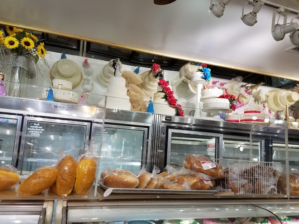 Floridita Bakery Inc | 4187 Broadway, New York, NY 10033, USA | Phone: (212) 740-4141