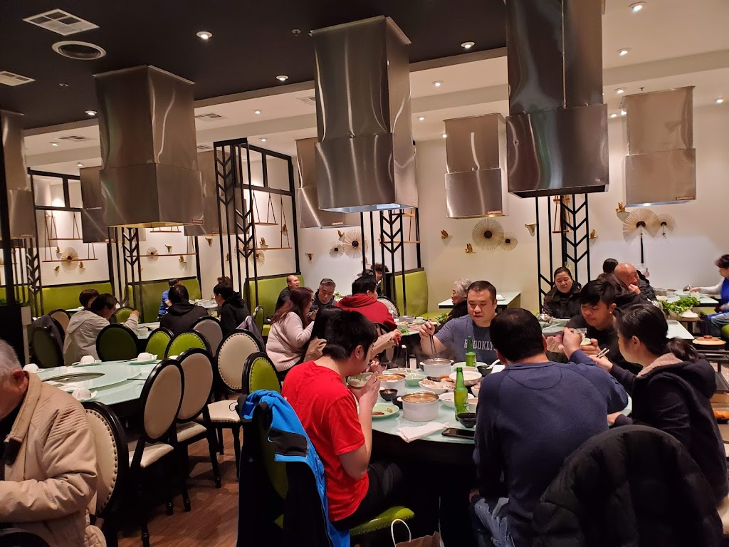 YAOYAO姚姚酸菜魚 | 699 Lewelling Blvd, San Leandro, CA 94579, USA | Phone: (510) 357-1818