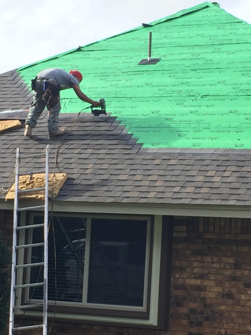 Synergy Roofing & Remodeling Solutions, LLC | 305 Spring Grove Dr, Waxahachie, TX 75165, USA | Phone: (972) 953-5064