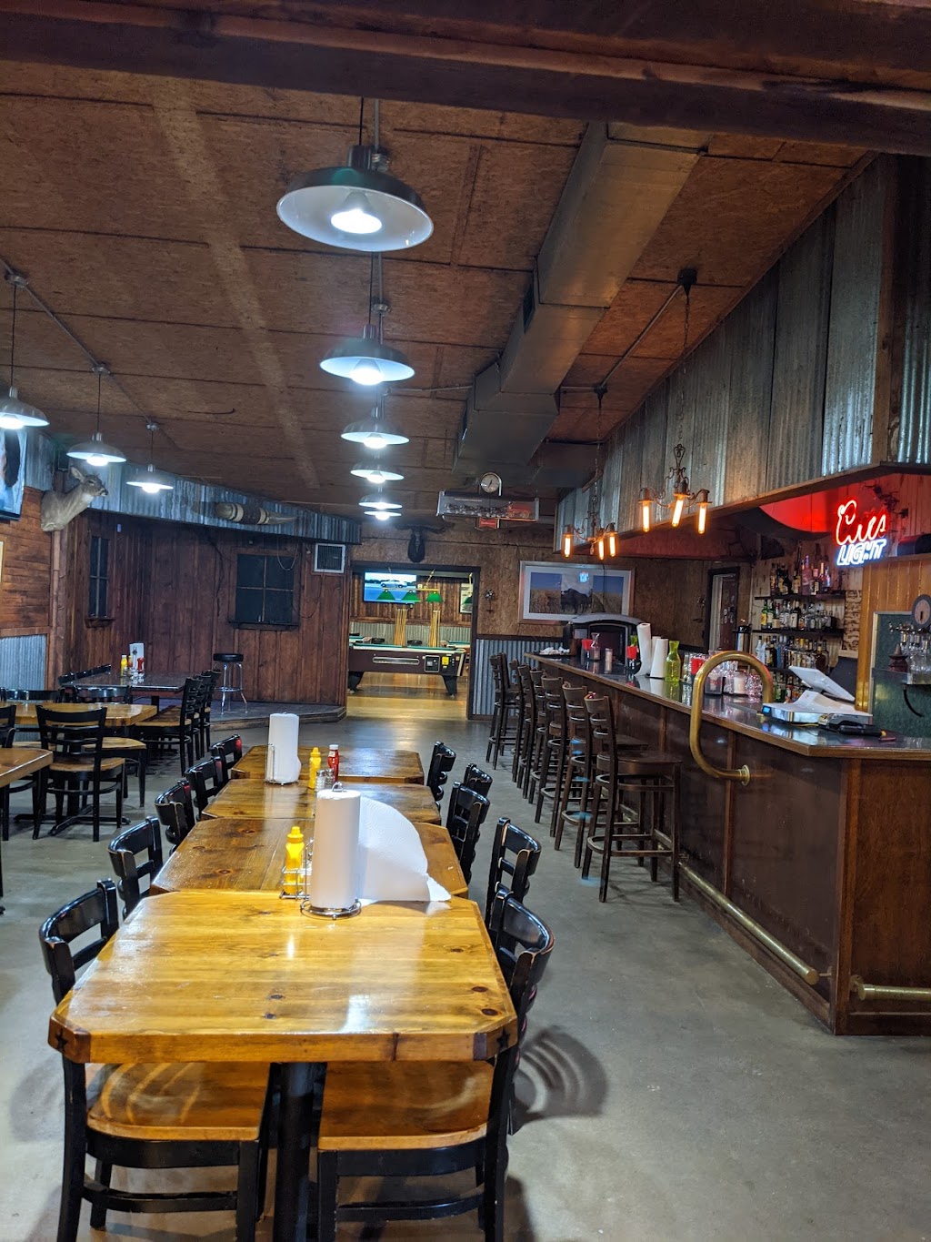 Sams BBQ | 115 E Rock Island Ave, Boyd, TX 76023, USA | Phone: (940) 433-0142