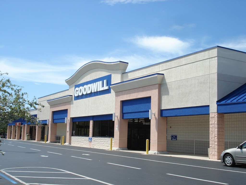 Goodwill Manasota - Retail Store & Donation Center | 1704 N Honore Ave, Sarasota, FL 34235, USA | Phone: (941) 487-3561