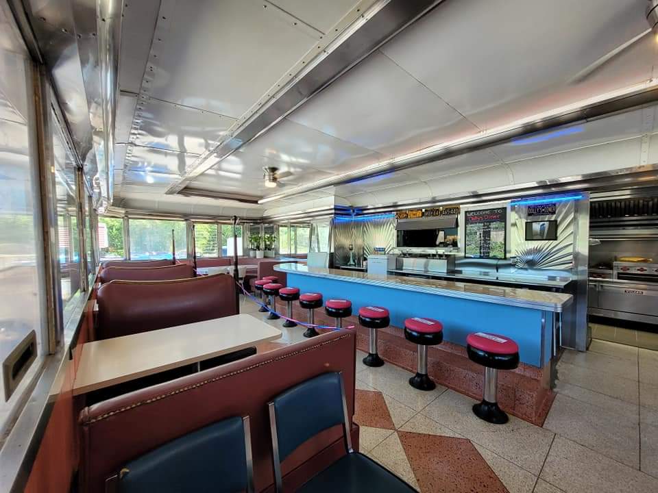 Dollys Diner | 2126 River Rd, North Apollo, PA 15673, USA | Phone: (724) 596-4352