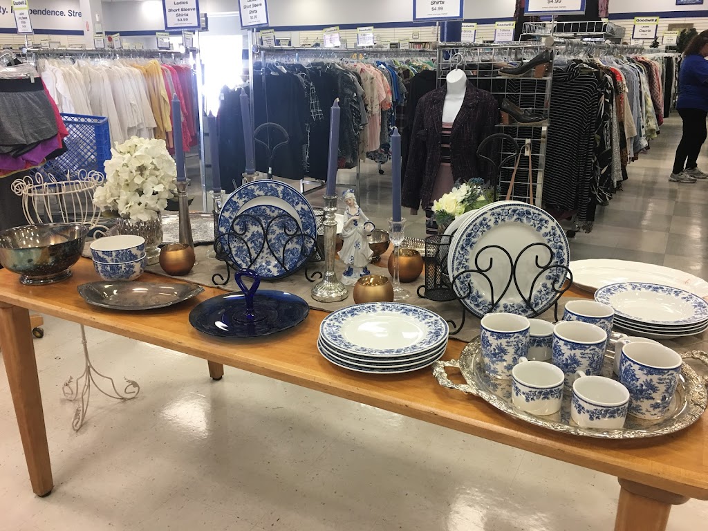 Goodwill of Central and Coastal Virginia | 1949 Lynnhaven Pkwy, Virginia Beach, VA 23453, USA | Phone: (757) 213-3700