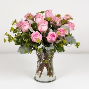 Beas Flowers & Gifts | 100 W Washington St, Kearney, MO 64060, USA | Phone: (816) 628-6811